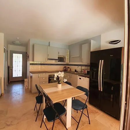 Apartment Chez Fredo Et Mag Le Lavandou